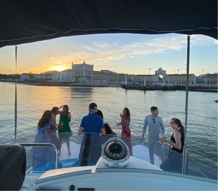 Lisbon: Private Luxury Catamaran Tour with Welcome Drink - Experiencing Lisbon from the Water: A Detailed Review