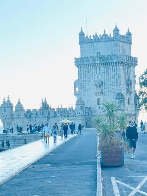 Lisbon: Private Sightseeing Tour by Tuk Tuk - Who Should Book This Tour?