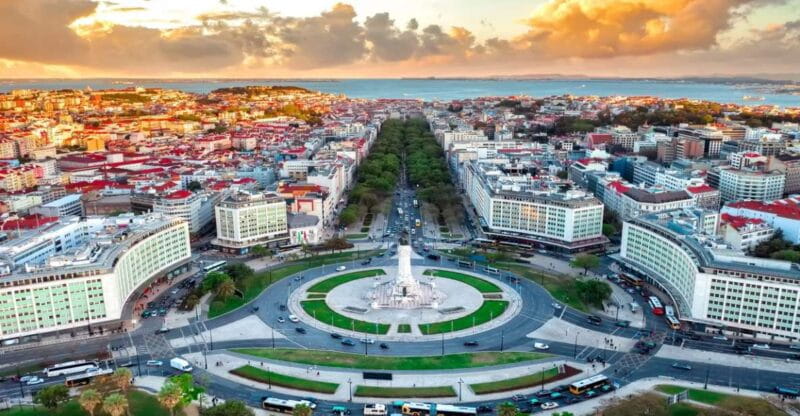 Lisbon Private Tours - Strolling Through Alfama: The City’s Oldest Neighborhood