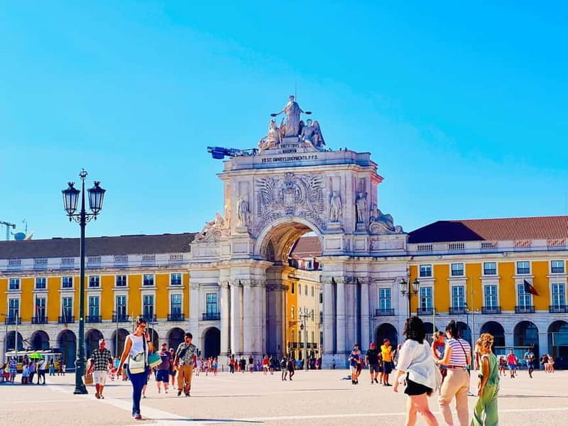 Lisbon: Private Tuk Tuk Tour with Polaroid Photos - FAQ