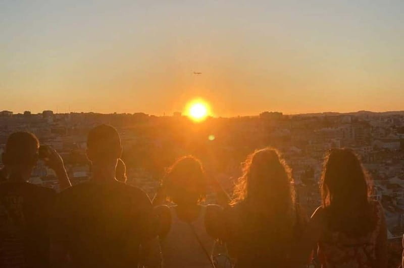 Lisbon: Private Tuk Tuk Tour with Professional Guide - Who Is This Tour Best For?