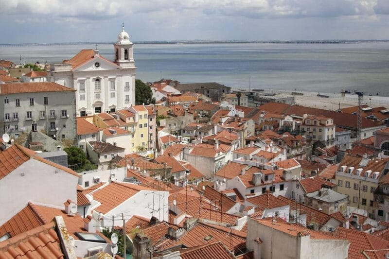 Lisbon: Private Walking Tour with a Local Guide - Who Should Consider This Tour?