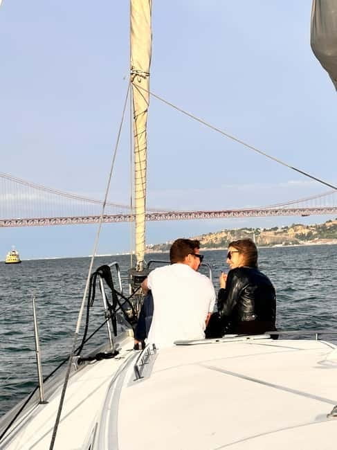 Lisbon: Romantic Cruise with Wine & Portuguese Tapas - The Sailing Experience: Relaxing and Interactive