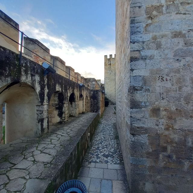 Lisbon: São Jorge Castle Skip-The-Line Entry With Audioguide - Customer Ratings