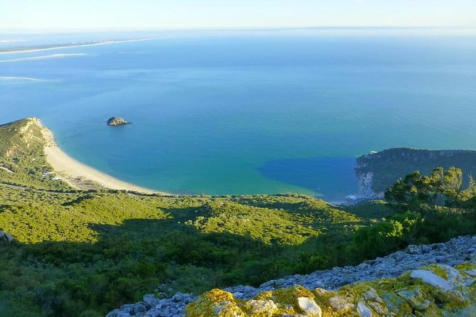 Lisbon Shore Excursion: Private Lisbon, Sesimbra and Arrábida with Wine Tasting - Exploring the Highlights: A Deep Dive into the Tour