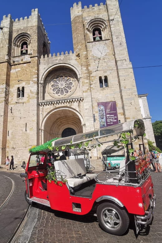 Lisbon: Sightseeing City Tour by Tuk-Tuk - Key points / Takeaways