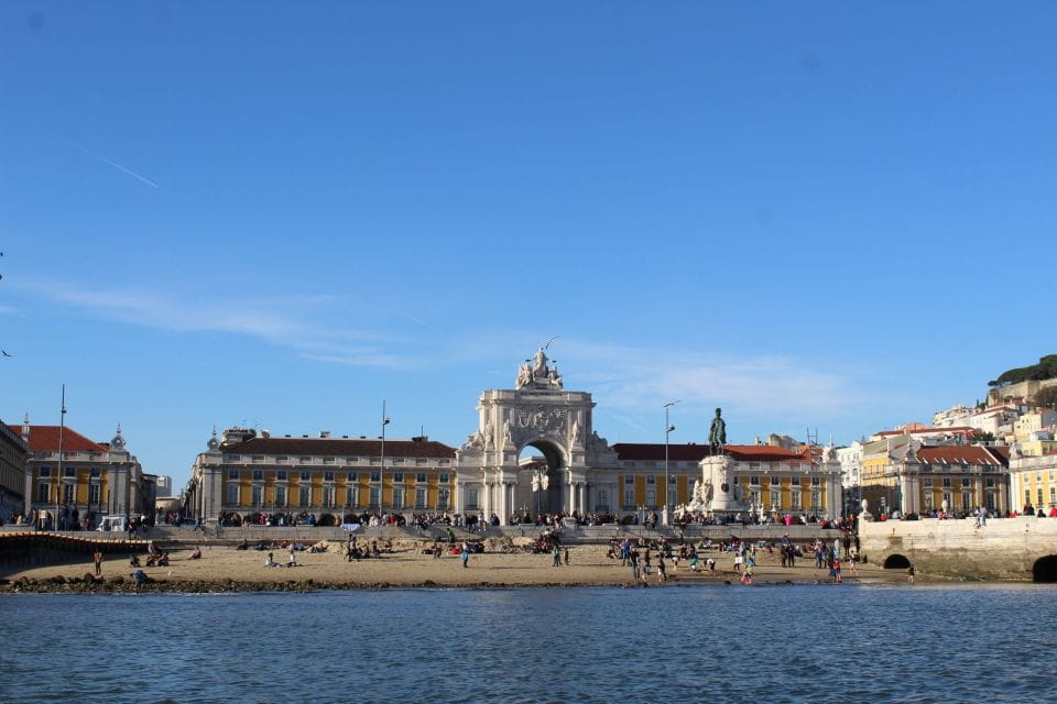Lisbon: SpeedBoat Tour at Sunset or Daylight - Customer Reviews and Ratings