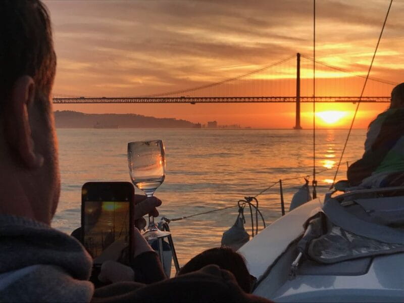 Lisbon: Sunset and Wine Luxury Catamaran Cruise - Key points / Takeaways