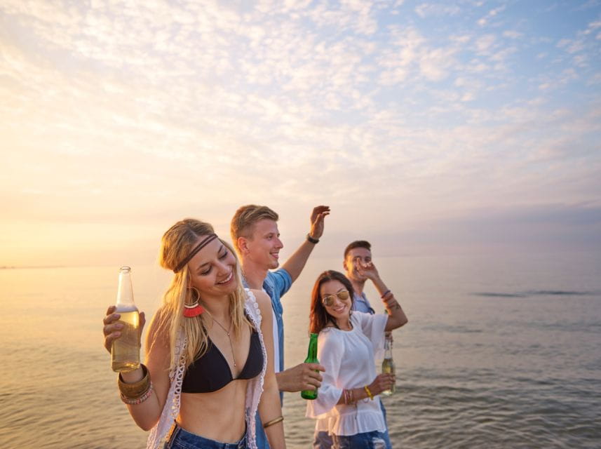 Lisbon: Sunset Boat Party Cruise With DJ and Open Bar - Customer Reviews