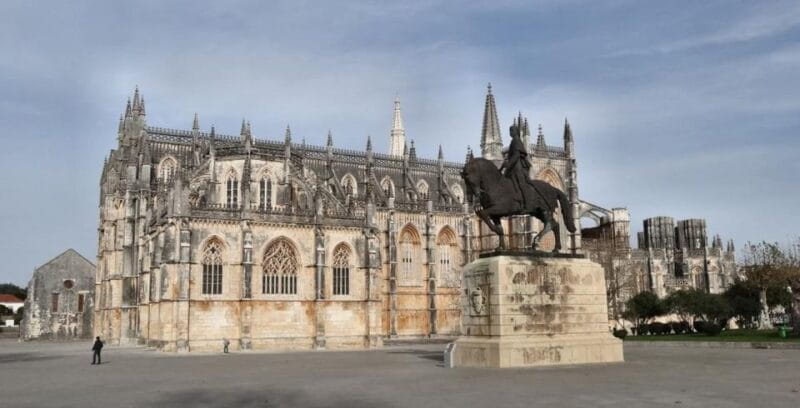 Lisbon: Tomar, Batalha, and Alcobaça Monasteries Tour - FAQ