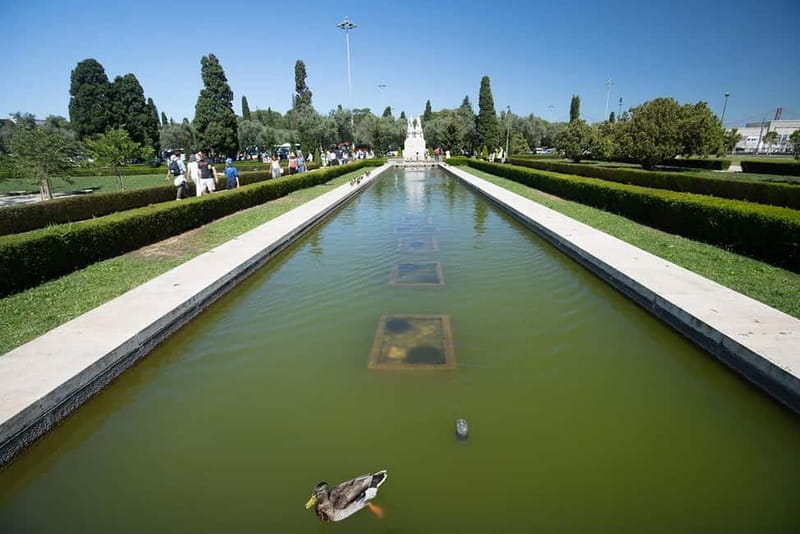 Lisbon: Tuk Tuk Tour of Belém Neighborhood - Exploring Lisbon by Tuk Tuk: An Authentic and Fun Way to Discover Belém