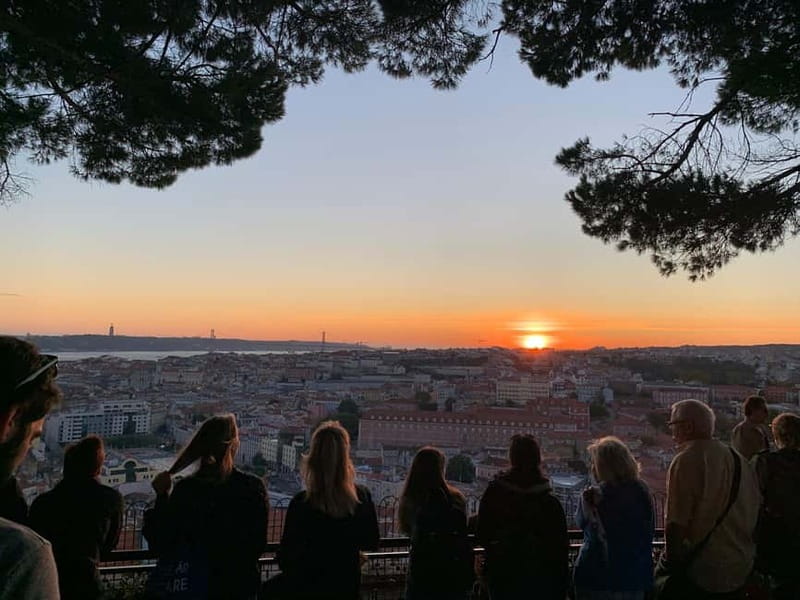 Lisbon TukTuk Tour - Smooth & Fun - Best Instagram Spots - Key points / Takeaways