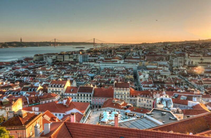Lisbon's historic old town in a tuk-tuk in German - FAQ