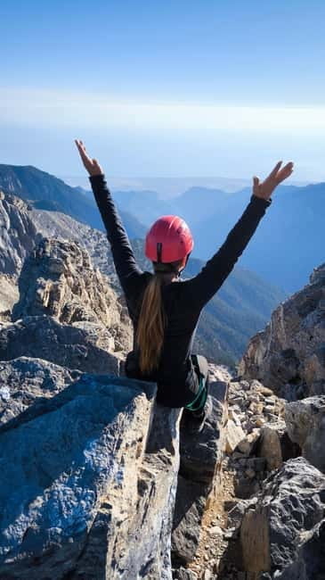 Litochoro: Mount Olympus 2-Day Guided Summit Hiking Tour - Day 1: Gentle Introduction and Mountain Views