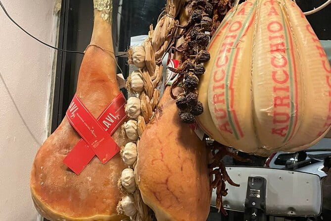 Live cooking class pasta -Small group or Private,in 5 languages - Practical Information and FAQs