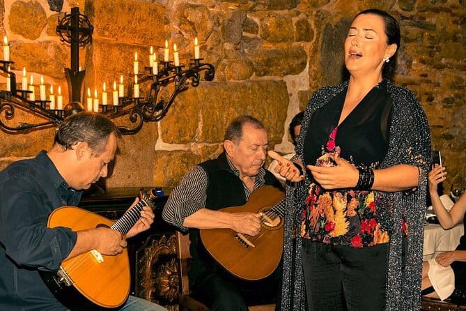 Live Fado Show with Traditional Dinner and Lisbon by Night - Key points / takeaways