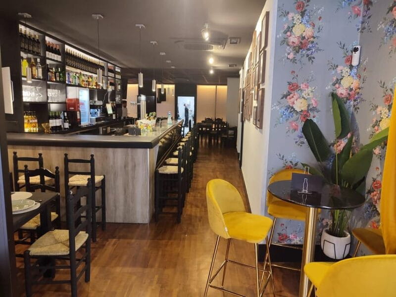 Live flamenco + tasting - Exploring the Flamenco Night in Córdoba