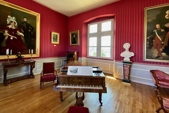 Live Guided Chenonceau, Chambord, Amboise Castles trip from Paris - Final Thoughts: Who Is This Tour Best For?