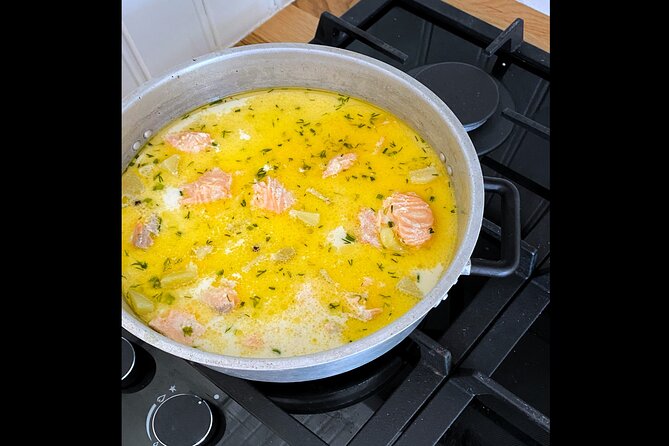 Live Like a Local in a Finnish Cottage in Porkkala Archipelago - Cottage Amenities and Accommodations