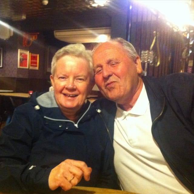 Liverpool: Guided Pub Crawl Tour with 3 Drinks - Key Points/Takeaways