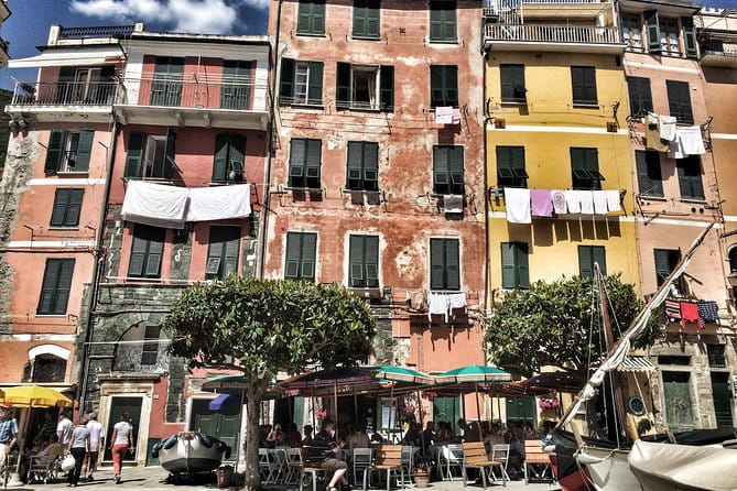 Livorno Private Shore Excursion to Portovenere and the Cinque Terre - Vernazza: The Quintessential Fishing Village