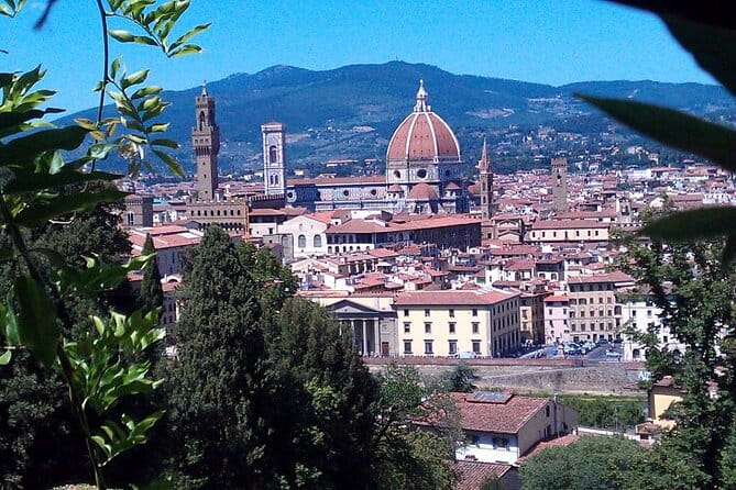 Livorno Shore Excursion to Florence and Pisa - Private Day Trip - Exploring Pisa: The Iconic Leaning Tower