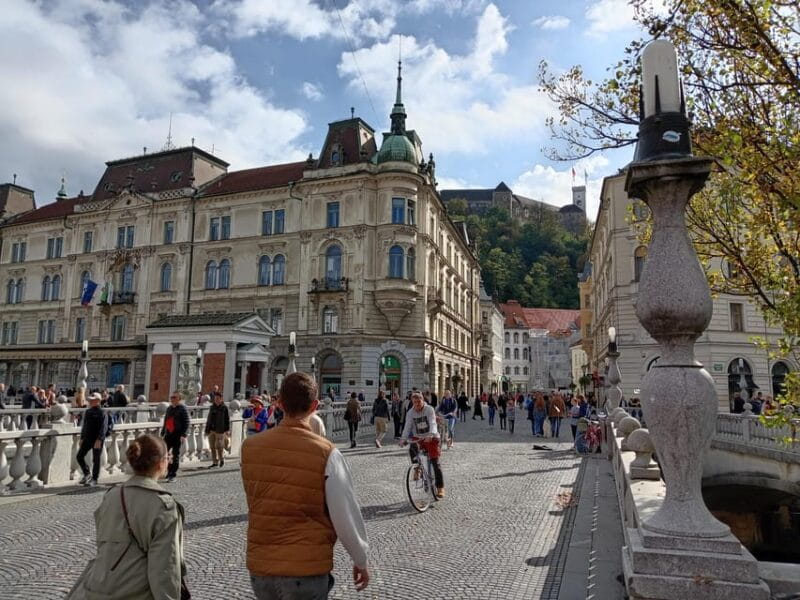 Ljubljana: City Center Walking Tour History Experience - Key points/Takeaways