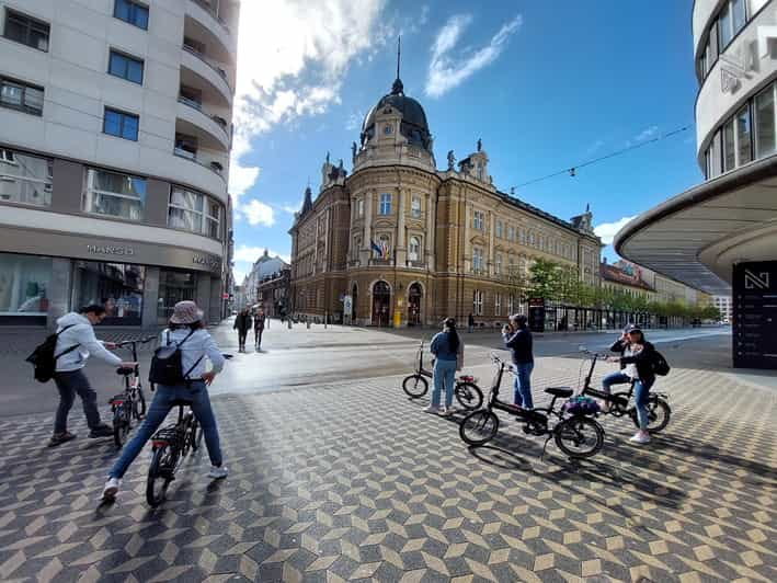 Ljubljana Sightseeing Tour by E-bikes - Frequently Asked Questions