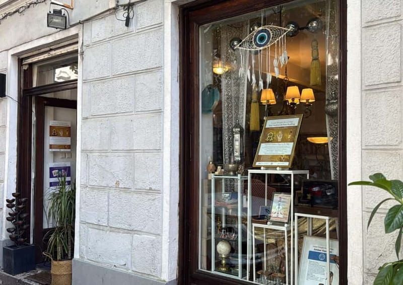 Ljubljana: Soul Analysis, Palm Reading & Egyptian Knowledge - How the Experience Unfolds