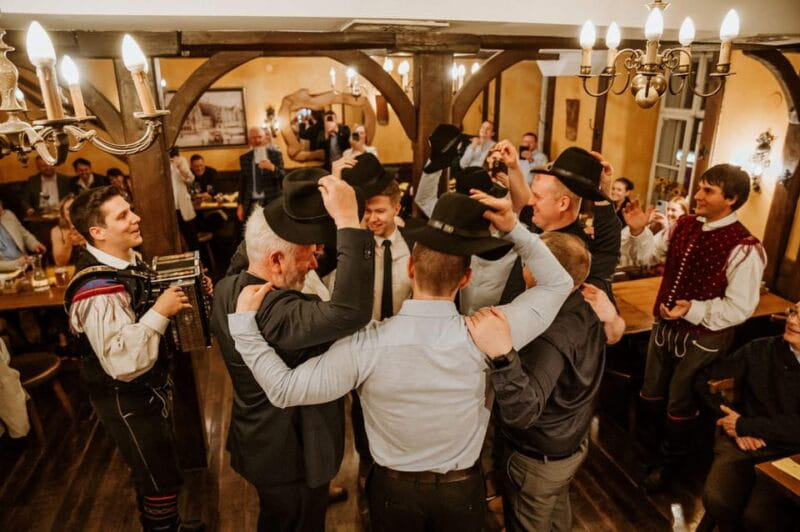 Ljubljana: Traditional Slovenian Dinner and Show - Who Should Consider This Experience?