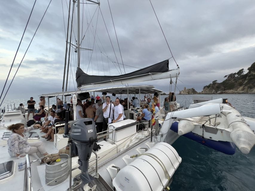 Lloret De Mar: Sunset Catamaran Cruise With DJ and Drinks - Customer Feedback and Ratings