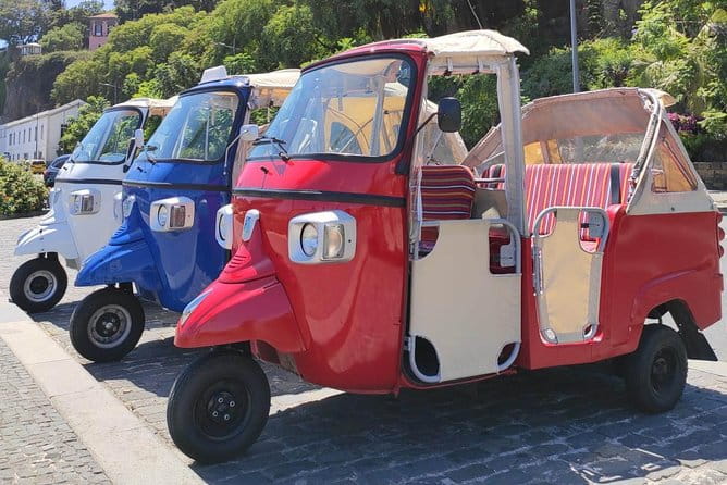 Lobos Chamber - Fisherman Village by tuk tuk - FAQs