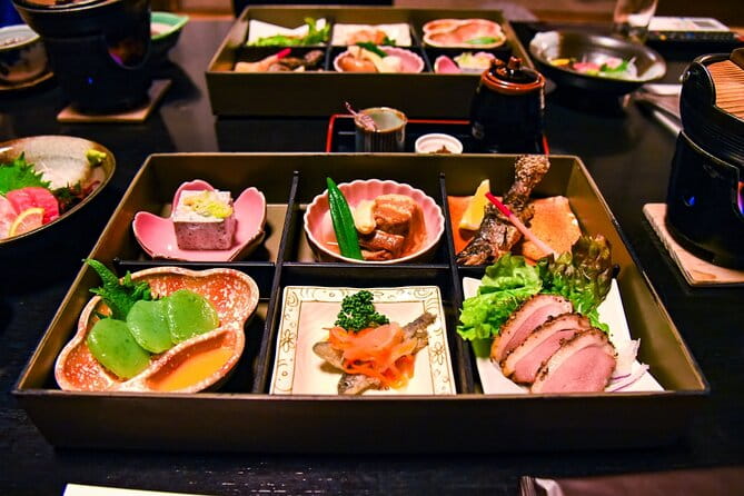 Local Food and Cultural Tour in Toyama - Inclusions