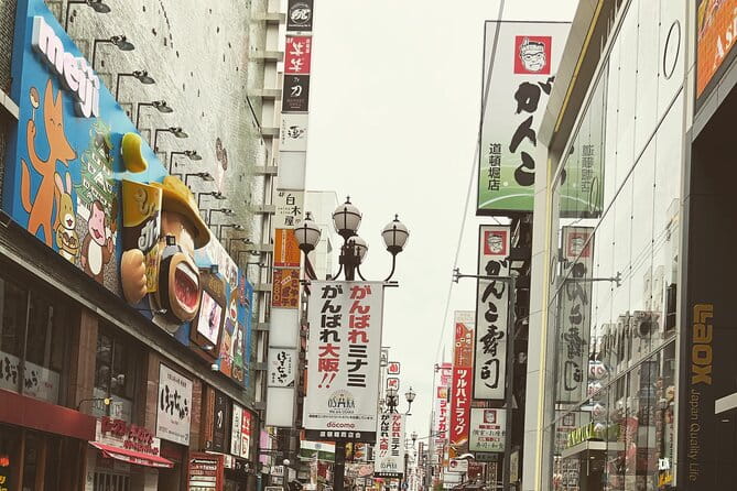 Local Izakaya Japanese Traditional Bar Hopping in Osaka Namba - Key Points