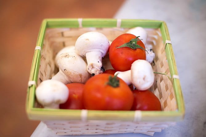 Local Market Visit and Private Cooking Class at a Cesarina's Home in Lecce - The Experience in Detail