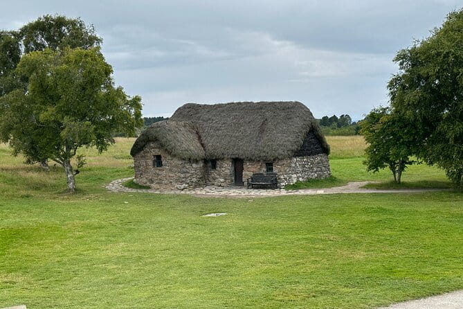 Loch Ness Tour: Day Trip to Loch Ness, Outlander Sites and More - The Highland Distilleries: A Taste of Nessie