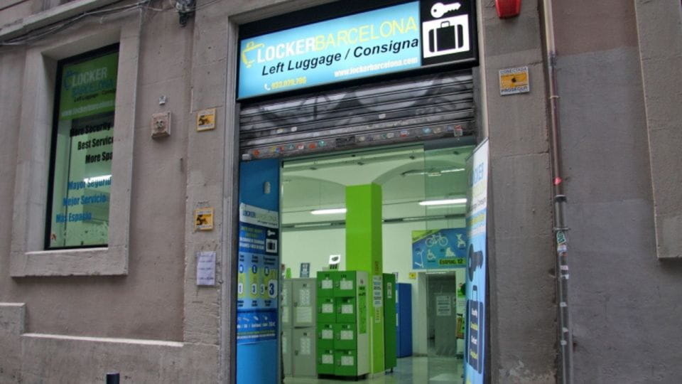 Locker Barcelona - Convenient Location and Accessibility