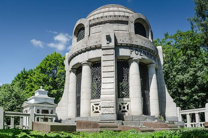 Lodz Small Group Tour from Warsaw with Lunch - Final Thoughts: Is This Tour for You?