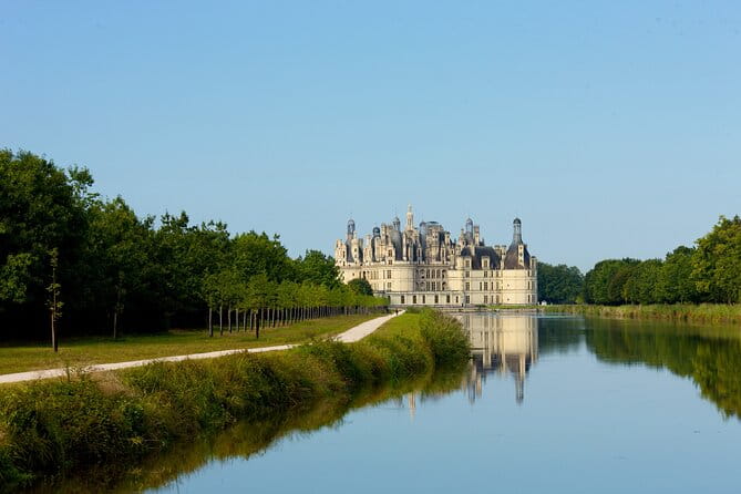 Loire Valley Ebike Tour to Chambord FROM TOURS - Exploring the Loire Valley on E-Bikes: A Practical and Enriching Way