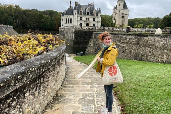 Loire Valley Trip from Paris with Private Local Guide & Private Transportation - Château de Chenonceau: The Queen of Loire Castles