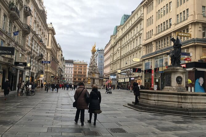 Lokafy Vienna Kid-Friendly Private Walking Tour with a Local - Key Points / Takeaways