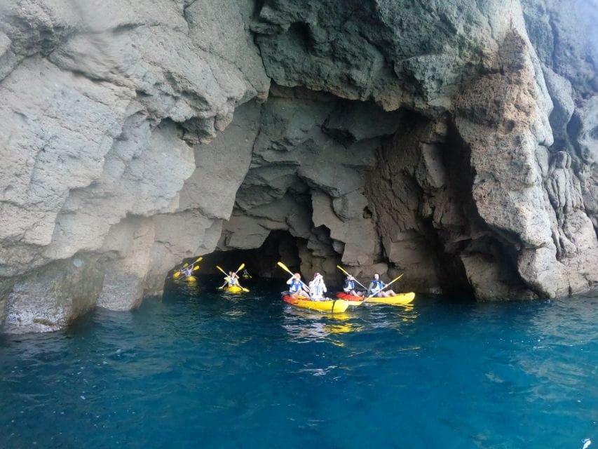 Lomo Quiebre: Mogan Kayaking and Snorkeling Tour in Caves - Availability and Booking