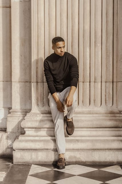 London: 1980s-Inspired Photoshoot at Iconic Landmarks - The Practical Details: Price, Logistics, and Suitability