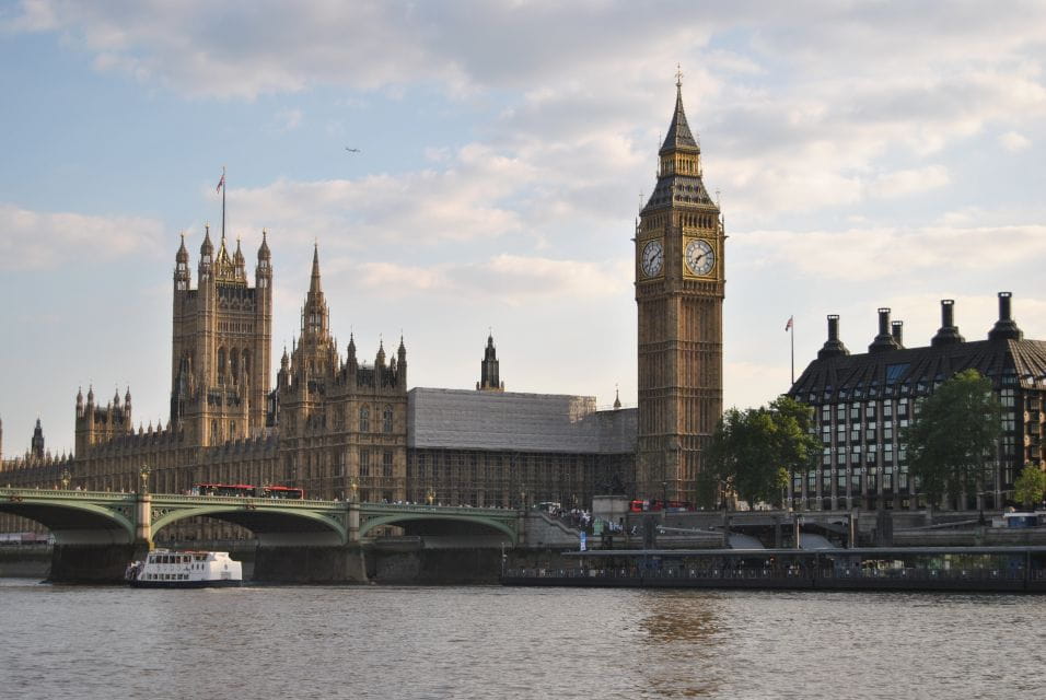 London: 3-Hour Private Walking Tour - Exploring Whitehall and Downing Street