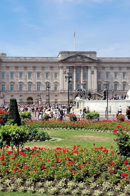 London: Buckingham Palace State Rooms & Royal Walking Tour - Exploring Buckingham Palace and Surroundings: A Deep Dive