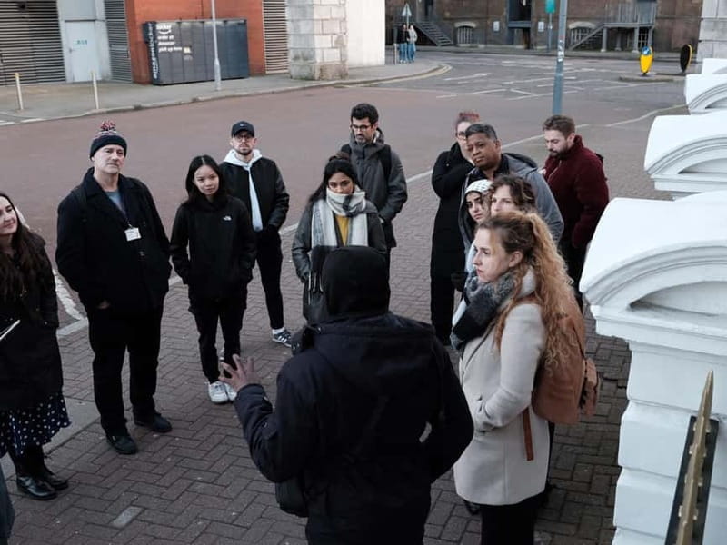 London Canary Wharf Walking Tour: Homelessness Revisited - The Significance of the Social Message