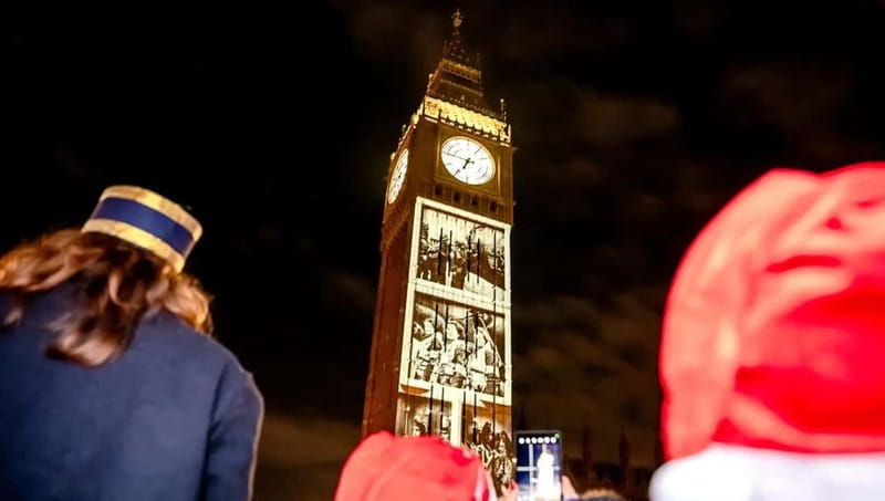 London: Christmas Lights Guided Tour - The Sights: Why They Matter