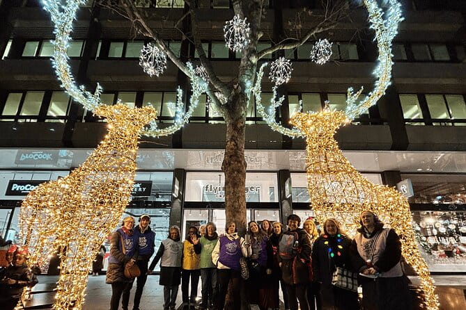 London Christmas Lights Guided Tour With Christmas Music - In-Depth Look at the Tour Experience