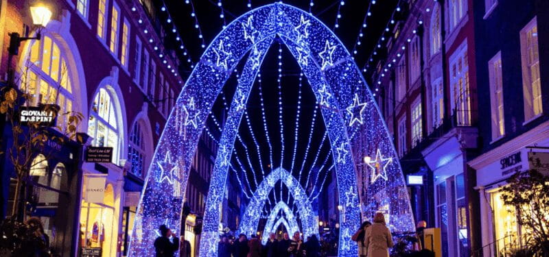 London: Christmas Lights Self Guided Walking Tour - Final Assessment