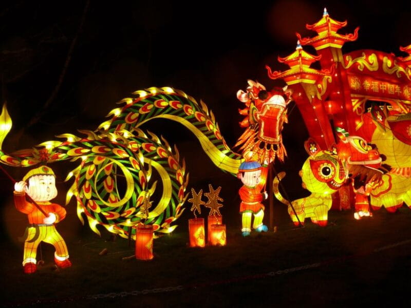 London Christmas Sparkle Walking Tour Small Group - FAQ